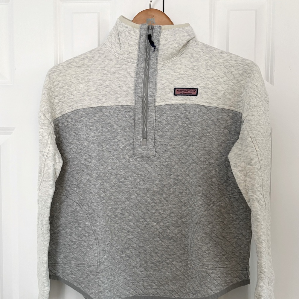 Vineyard Vines pullover